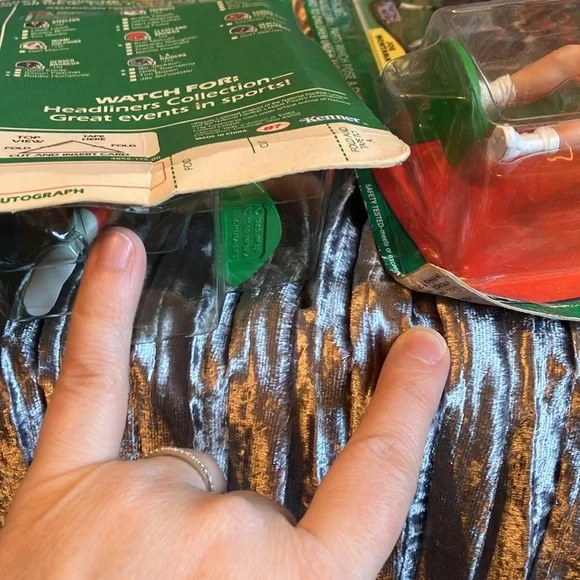 Starting Lineup Football Figures Lot - Montana, Aikman, Marino, Sanders, Warren - Picture 12 of 12